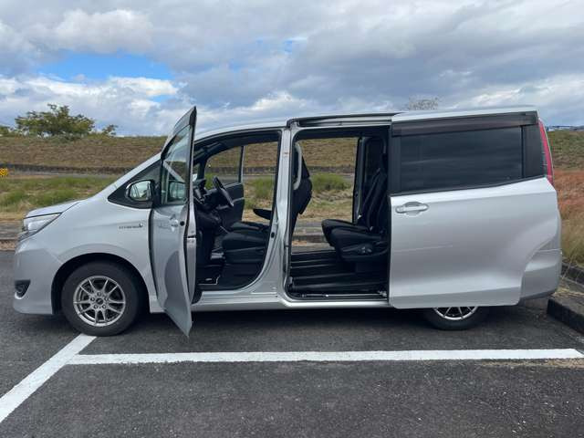 ノア1.8 ハイブリッド X