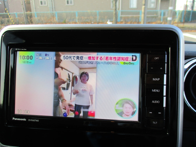 ���ЊO�i�r�E�e���r�t���Ă܂���