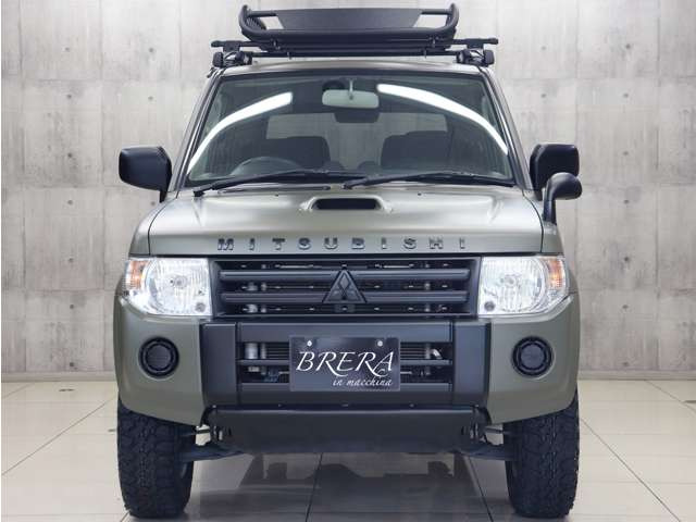 �t�����g�r���[�̓}�b�g�J�[�L�J���[�ƃ}�b�g�u���b�N�œh�蕪���A�I�V�����ȃt�����g�r���[�Ɏd�オ���Ă���܂��B