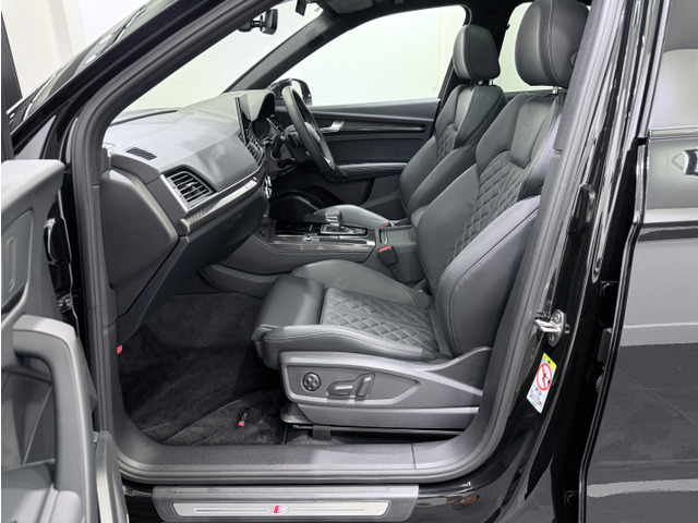 ���ǎ��A���Ԃ����T���Ȃ�JU�K���̔��X�̓��X�ɂ��C���������B�c�ƃX�^�b�t�S�����u���Îԍ���Z�\�m�}�C�X�^�[�v�u���Î����Ԕ̔��m�v���i��ۗL�B�������ڂŎd���ꂽ�ǎ��Ȏԗ���̔����Ă���܂��B