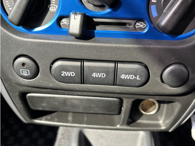 �p�[�g�^�C��4WD