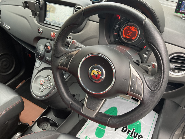 アバルト595コンペティツィオーネ