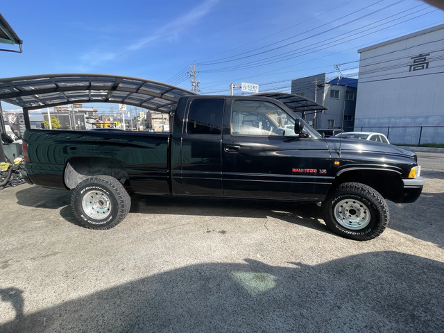 3�����E3000km�̖����ۏؕt���ł��B�G���W���A�~�b�V�������̏C���̍ۂɋ��z���傫���Ȃ肪���ȉӏ��������C���ň��S�ł��B�ő�3�N�܂ł̗L���ۏ؂���舵���Ă���܂��B