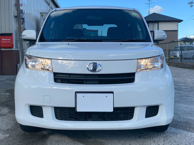 �������L����