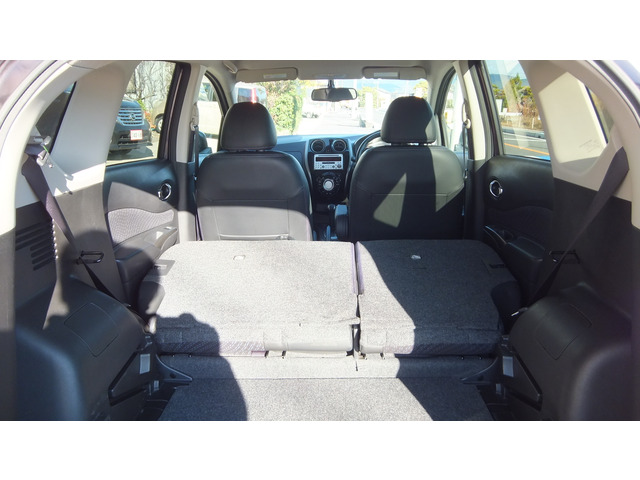 ���X�͏펞�A�����������I�Ԃ�25��ȏ����葵���Ă���܂��B�l�C�̃~�j�o���E�R���p�N�g�J�[�E�y�����Ԃ܂ŉ��ł����C����������!