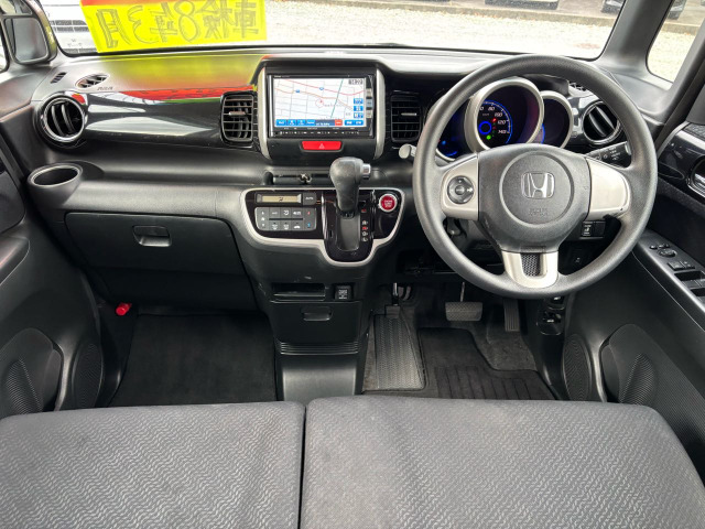 �����̎ԗ��ȊO�ɂ��u�ԑI�уh�b�g�R���v�ɂ������߂̒��ÎԂ��f�ڂ��Ă���܂��B