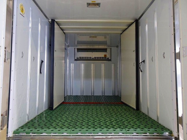 �ב����:300&times;167&times;165 ���v���X�`�b�N���̂��t ���T�C�h�X���C�h�h�A(151cm/83cm) ���������O1�� �׎���2�� �d�؂���t(�E����) �ቷ&plusmn;30�x�ݒ� -18�x�m�F