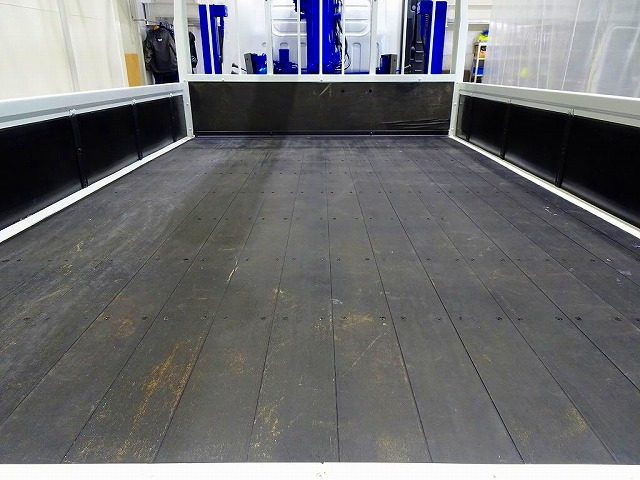 �ב����:365&times;210&times;40 �O���J ���A�s�g�����ւ�(20mm) ���A�u���ς݉��H ���˂�19�{/�`�����l������8�{ H13�N���^�_�m4�i 2.9t�݂�Z���t�N���[���t