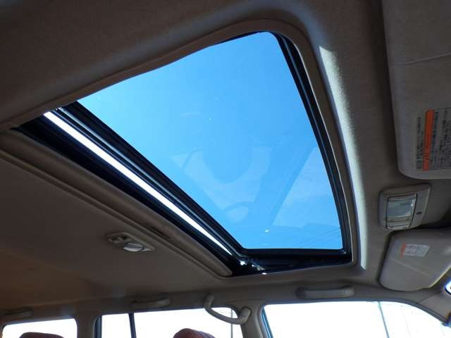 �O���[�v�݌�150��ȏ� �݌ɂɂȂ��Ԃ��T���܂������K���i�̃h���C�u���R�[�_�[�����t���\�ł� �{�X�ł̓��F���t�@�C�A ���[�h�X�^�[ �N���E�� LS �X�J�C���C�� �}�[�NX 86 �݌ɂ��L�x