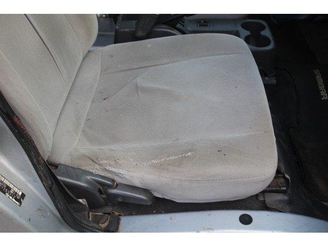 �^�]�ȃV�[�g�ɐ؂ꂪ����ȈՕ�C���Ă���܂�