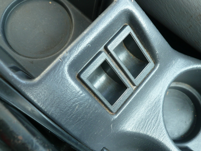 �R�C���P�[�X�� A���̎��̋@�́A�E�̃R�C���P�[�X B���̎��̋@�́A���̃R�C���P�[�X �݂����Ȋ����Ŏg�������ł��܂�