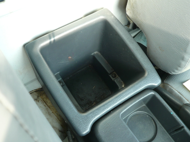 �T�C�h�u���[�L����A���E���z����ɕ֗��ȃX�y�[�X������܂��� �����w������ĉ��p?�x�Ǝv���܂��B���p�Ȃ�ł��傤��&hellip;