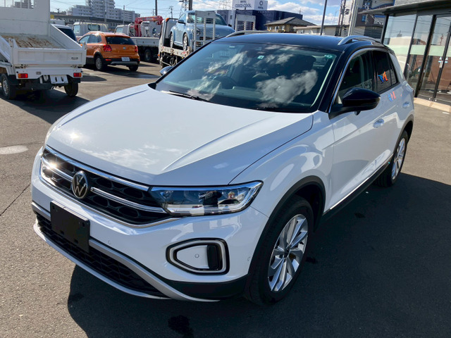 T-Roc(フォルクスワーゲン) TDI スタイル ディーゼル　走行少ない!人気の2トンカラー 中古車画像