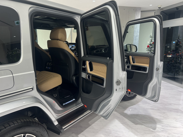 �����j���O�{�[�h&�}�b�h�t���b�v���t���Ă���܂��B