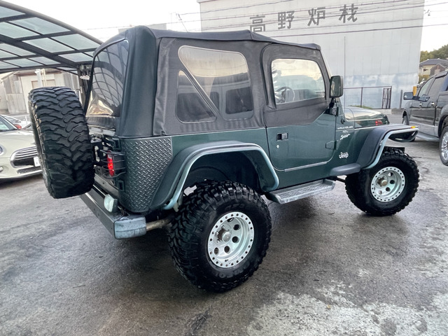 ���q�l�Ɉ��S�ŉ��K�ȃJ�[���C�t���y����Œ������߂ɁA���ЃI���W�i���̃v�����𐔑������p�ӂ��Ă���܂��B