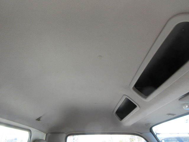 �������E�V����ł���