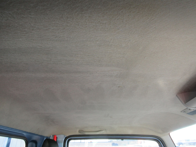 �������E�V����ł���