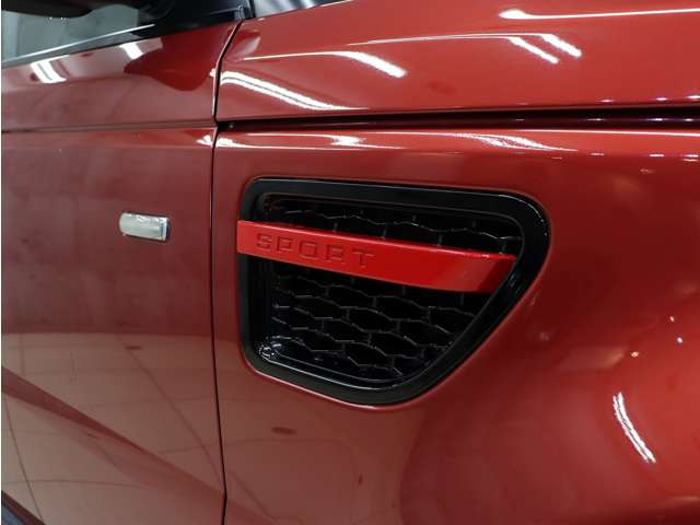 �X�|�[�e�B�[�Ȉ�ۂ�^���Ă����T�C�h�_�N�g���t���Ă���܂��B