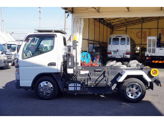 キャンターコンテナ車