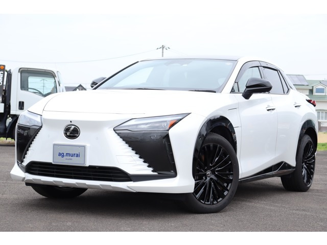 RZ（レクサス）450eファーストエディション 4WD　調光パノラマルーフ 全方位カメラ 中古車画像