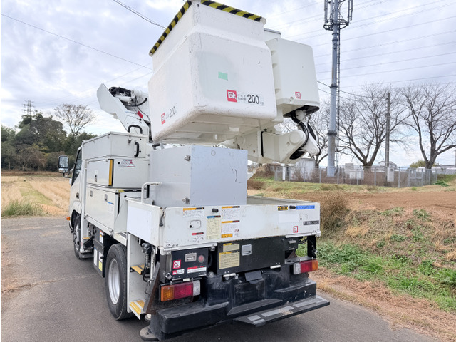 デュトロ高所作業車