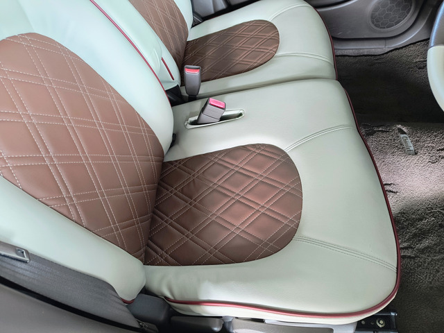 ���邢�F�̃V�[�g�ł����A�ڗ�����͗L��܂���