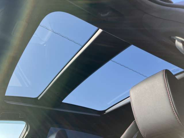 クラウンスポーツ2.5 RS E-Four 4WD