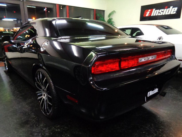 �u���b�N�J���[2D�N�[�y�{�f�B&�u���b�N�C���e���A&D�ȃp���[�V�[�g&�t�����g�X�|�C���[&�N���A4�����C�g&FOG���C�g&���b�h�e�[��&ETC���h���X�A�b�v�d�l�Ԃł�