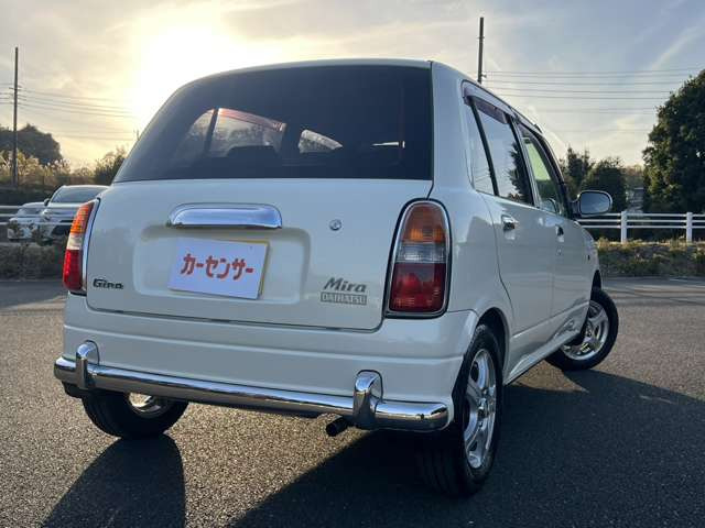 ���X�̍݌ɂ͒�g�̍H��ł�������Ɛ������A�[�Ԃ������܂��B