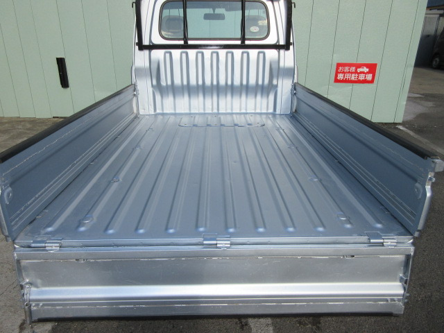 �ב�͓��F�ɂĕ�C�ς݂łƂĂ��Y��ł��B