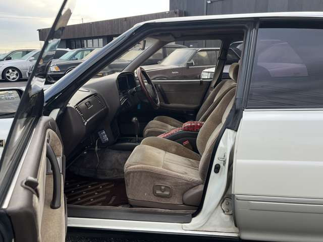 �����^�J�[�̂���舵�����������܂��̂ŁA�C�ɂȂ���͂��₢���킹���������B