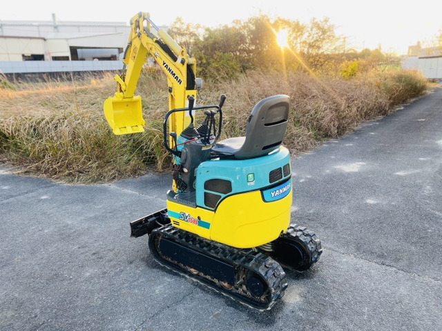 ヤンマーミニショベル