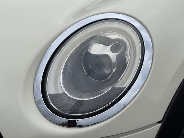 LED�w�b�h���C�g�̓f�U�C���������ł͂Ȃ���Ԃ̈��S���ɔ��Ɍ��ʂ𔭊����܂�!