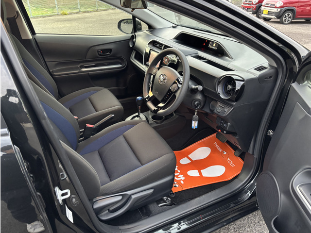 ��l�C�̃n�C�u���b�h�ԁwAQUA�x�����ɂ��܂���!���s����2��km��̖ڋʎԂł��B�����x�����ɂȂ��Ă��������B