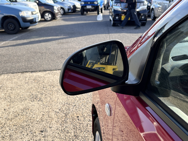 �y�x�����z���i�X�z���Ԃ������������܂��āA���ɗL�������܂��B�݌Ɏԗ��ɂȂ�܂��̂ŁA���񂲓s���̋X�������ɁA���ɗ��ĉ������B���X�\��������ƁA���ē����X���[�Y�ł��B