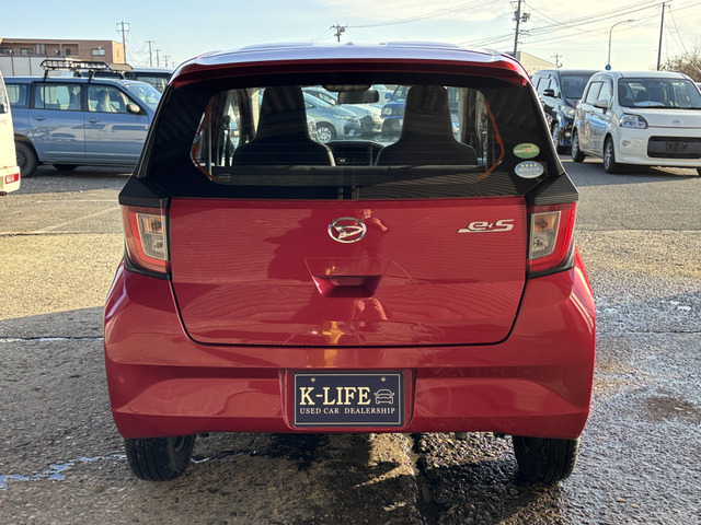 �y�x�����z���i�X�z���Ԃ������������܂��āA���ɗL�������܂��B�݌Ɏԗ��ɂȂ�܂��̂ŁA���񂲓s���̋X�������ɁA���ɗ��ĉ������B���X�\��������ƁA���ē����X���[�Y�ł��B