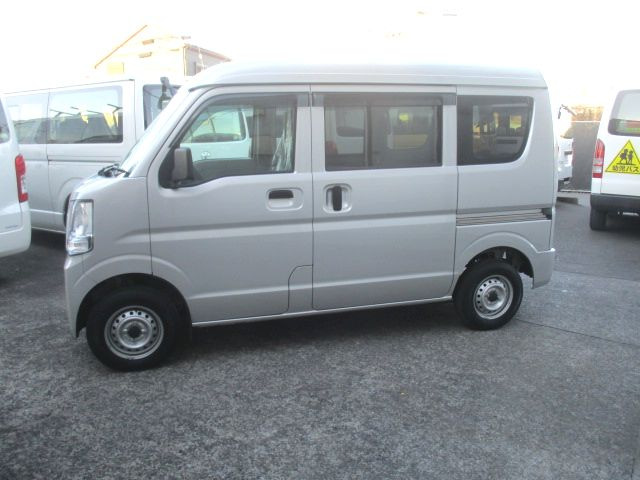 �G�u���B �N���b�p�[ �X�N�����o���Ɠ������Ԃł�