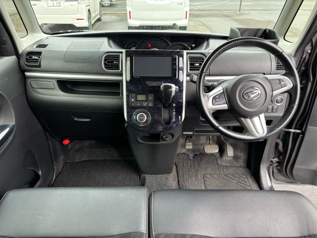 �����̎ԗ��ȊO�ɂ��u�ԑI�уh�b�g�R���v�ɂ������߂̒��ÎԂ��f�ڂ��Ă���܂��B