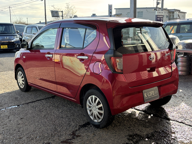 �y�x�����z���i�X�z���Ԃ������������܂��āA���ɗL�������܂��B�݌Ɏԗ��ɂȂ�܂��̂ŁA���񂲓s���̋X�������ɁA���ɗ��ĉ������B���X�\��������ƁA���ē����X���[�Y�ł��B