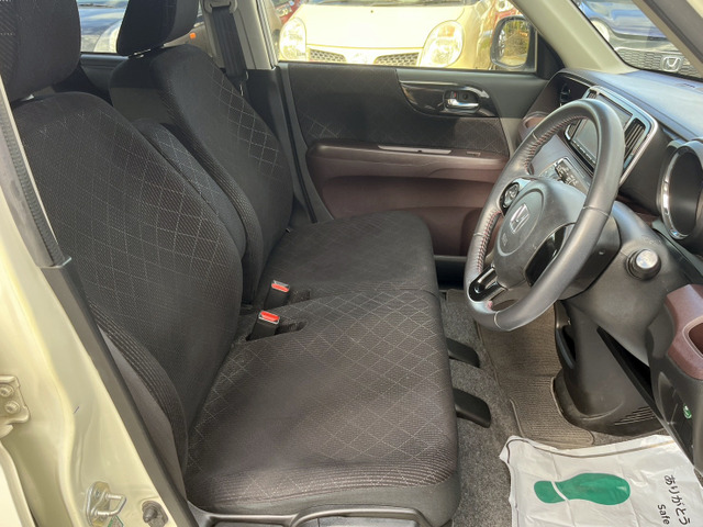 �I�u���t���̃x���`�V�[�g��