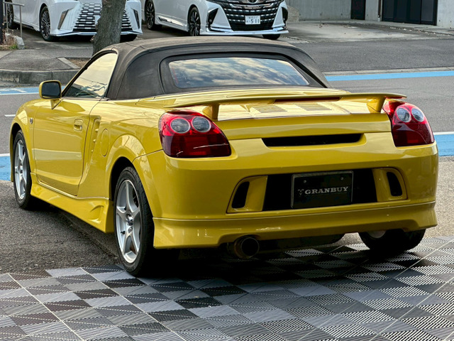 �y�K���X�R�[�e�B���O�z ���Ђł́y�{�f�B�[�K���X�R�[�e�B���O�z���{�H�\�ł�!���Ԃ̉����o�ĉ���ɂ����A���������y����ł�!���C�y�ɃX�^�b�t�܂ł��q�ˉ�����!