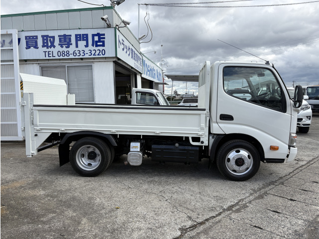 4000cc 2t 2�g�� ���{�f�B 4WD �p���[�Q�[�g 5�� 5MT 3�l��� �V���a RE06-1103 600Kg �ב����303&times;160 ���O���d�グ�ς� ������