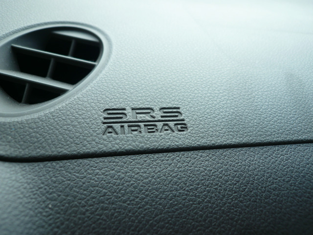 W�G�A�o�b�N�����̂̎��A�^�]��E����҂̐g�����܂�!