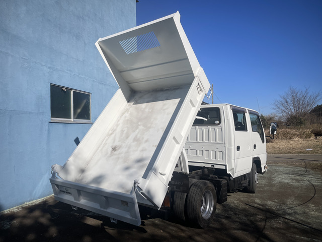 タイタン3.0 ダブルキャブ DX フルワイドロー 4WD