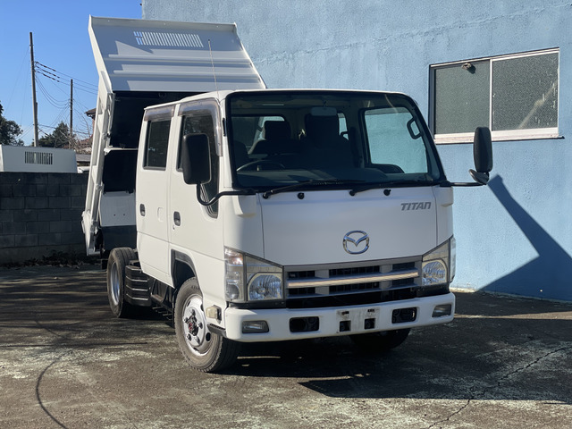 タイタン3.0 ダブルキャブ DX フルワイドロー 4WD