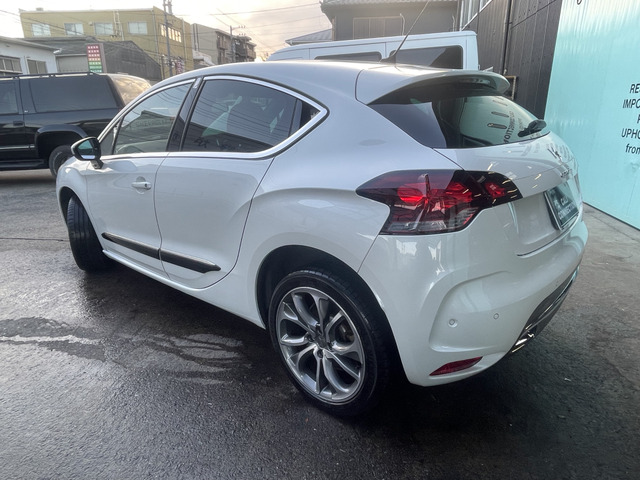 ���q�l�Ɉ��S�ŉ��K�ȃJ�[���C�t���y����Œ������߂ɁA���ЃI���W�i���̃v�����𐔑������p�ӂ��Ă���܂��B