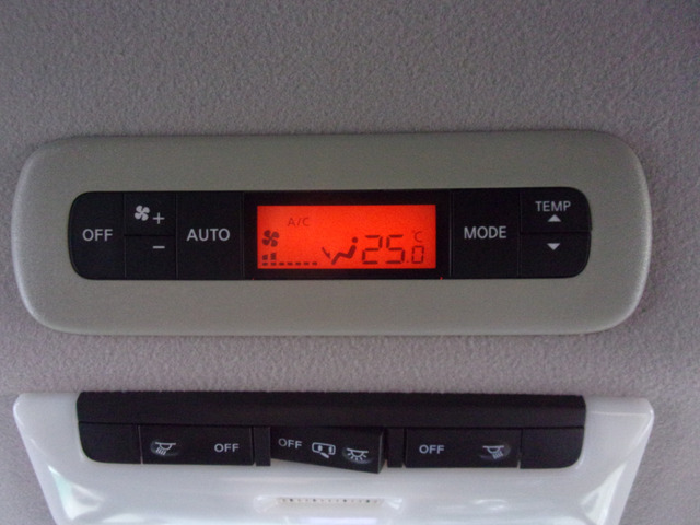 ��ȗp�G�A�R���R���g���[���[�B