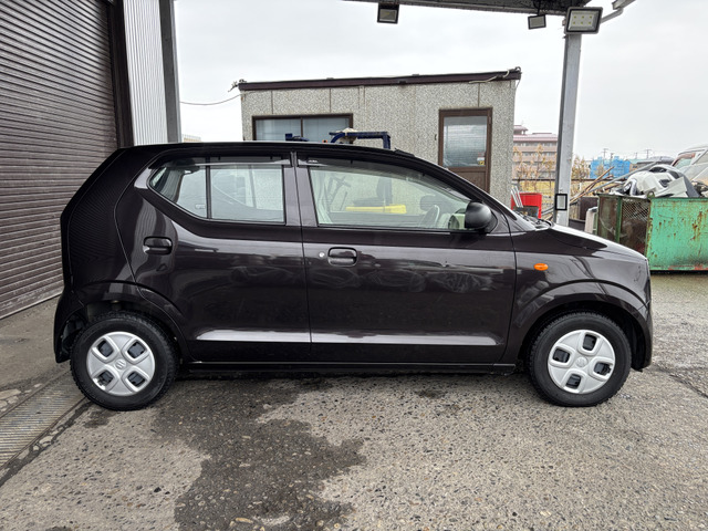 �y�x�����z���i�X�z���Ԃ������������܂��āA���ɗL�������܂��B�݌Ɏԗ��ɂȂ�܂��̂ŁA���񂲓s���̋X�������ɁA���ɗ��ĉ������B���X�\��������ƁA���ē����X���[�Y�ł��B