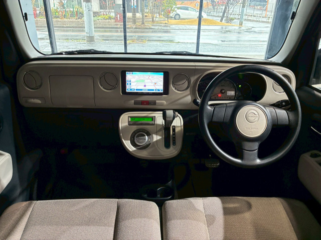 �V�b�N�ȃf�U�C���̓����Ŏg���₷��