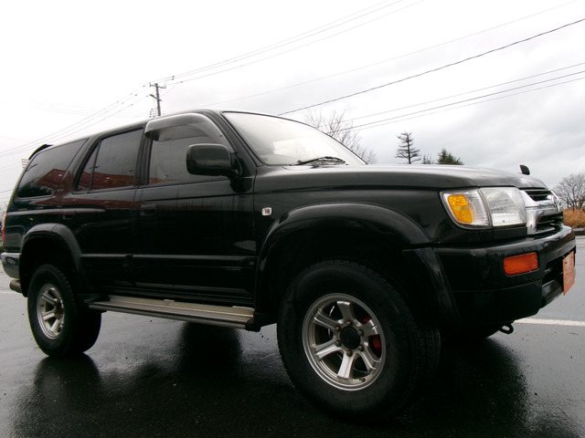 �X�^�b�t���ԓ����Y��ɃN���[�j���O���Ă���܂���